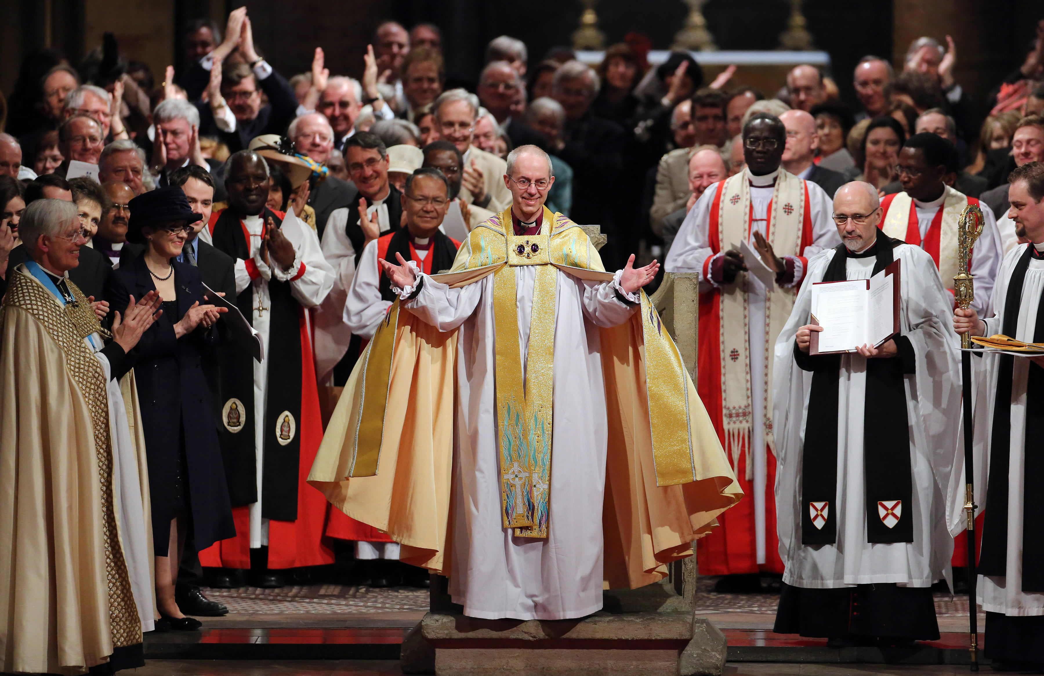 Англиканская церковь призывает к покаянию за долгие века "убийственног...
