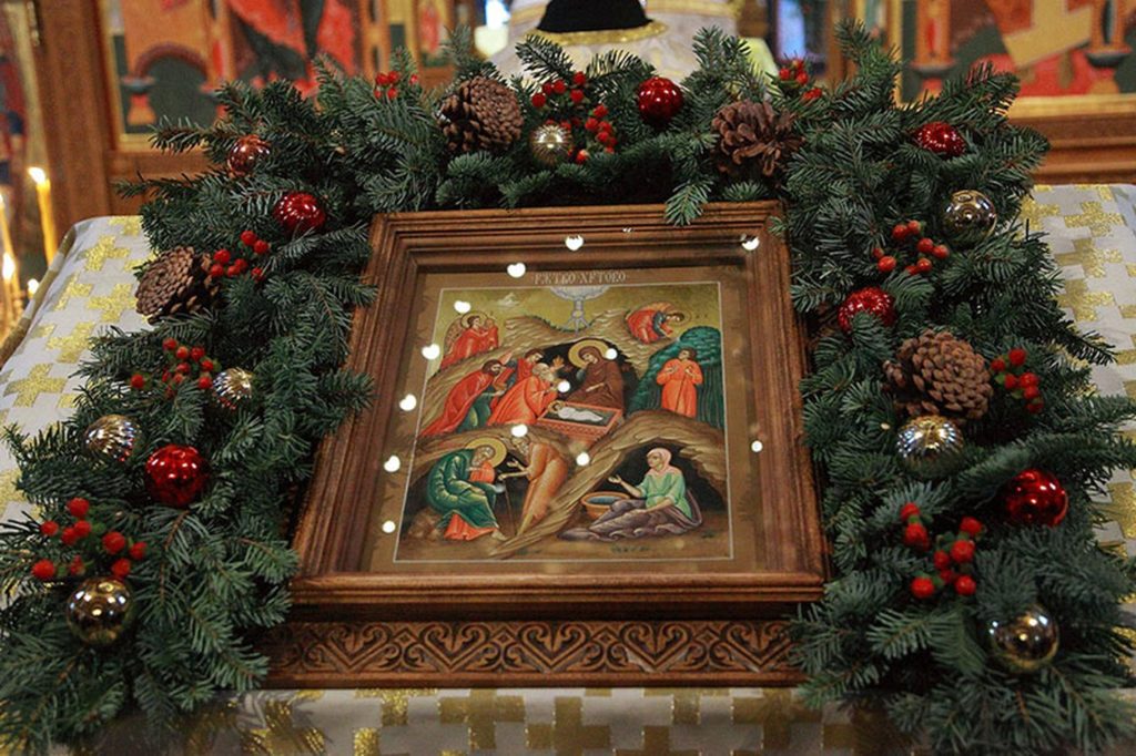 С рождеством христовым икона в храме