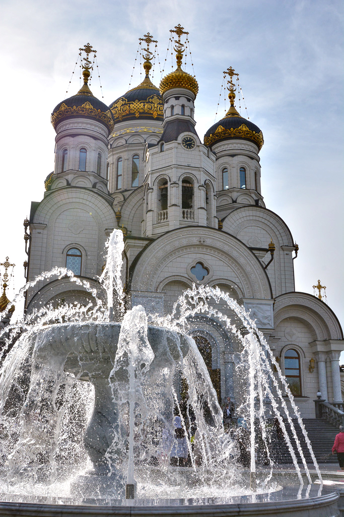 Собор в горловке на улице гагарина фото